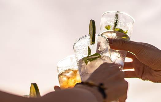 PRIMO | Lekker van het leven genieten met een hapje en een drankje